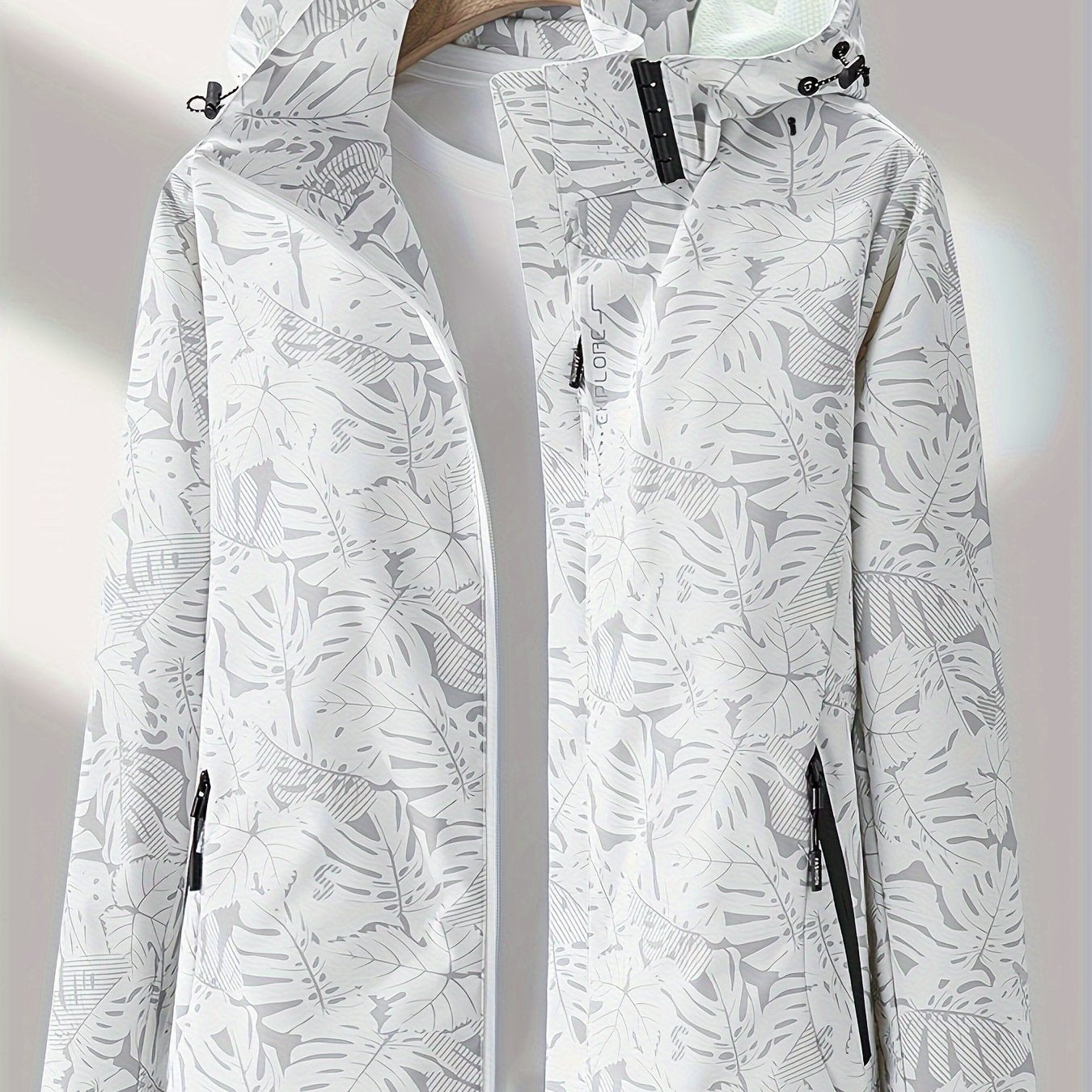 Women's Lightweight Windproof Hooded Jacket
