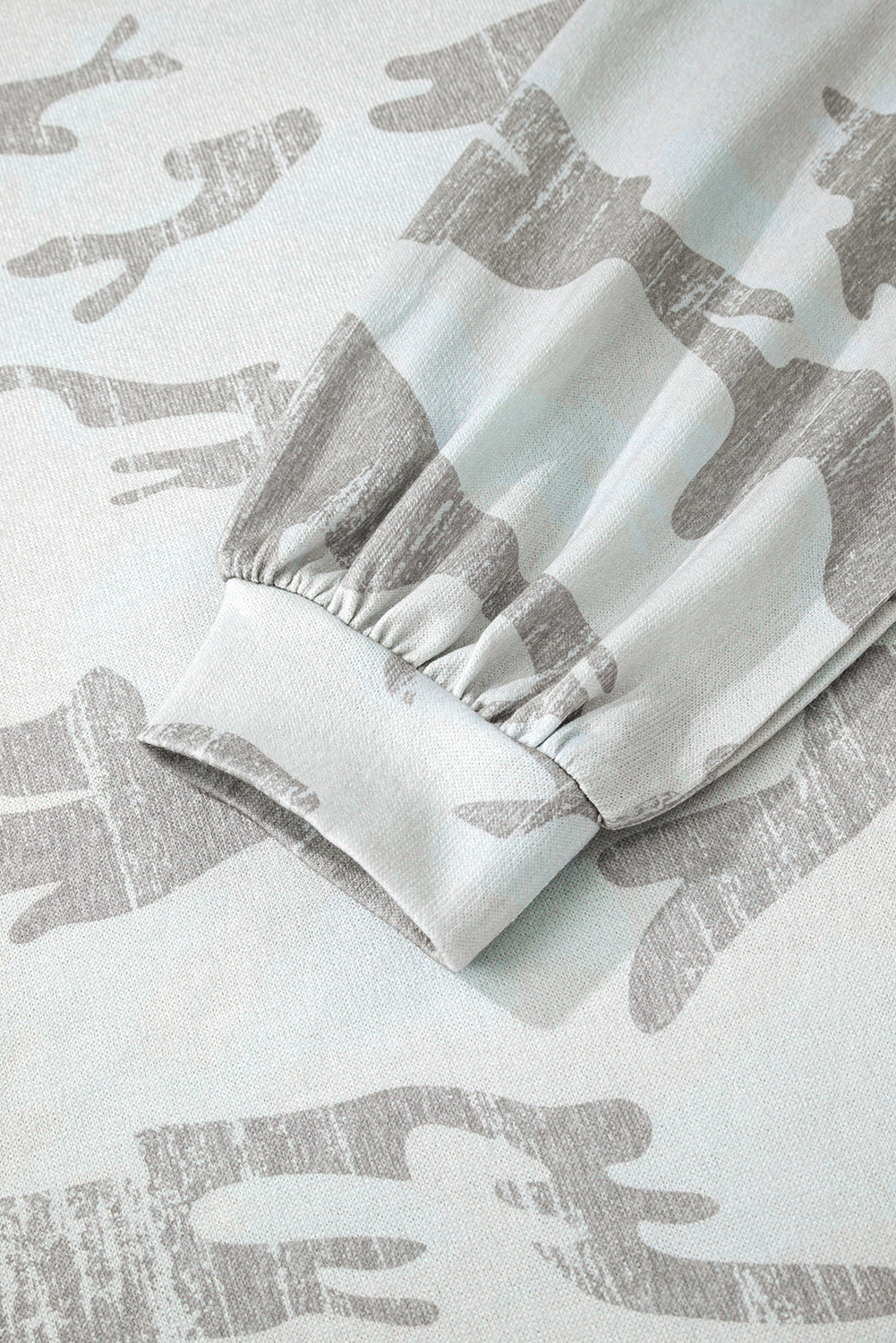 Camo Reverse Seam Drop Shoulder Sweatshirt