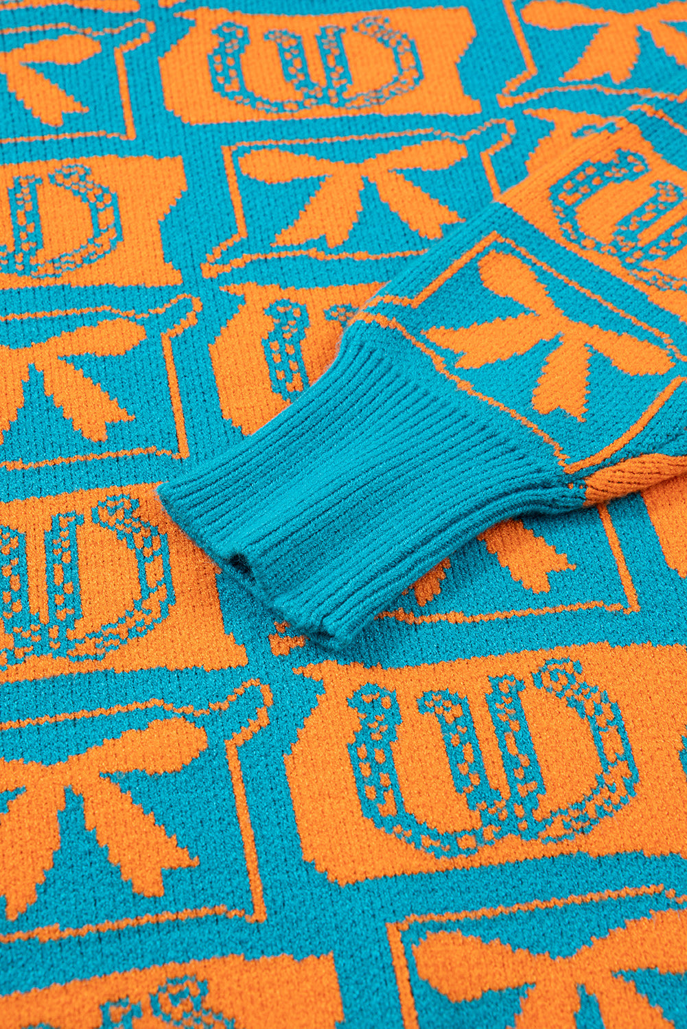 Western Bows & Horseshoes Long Sleeve Sweater