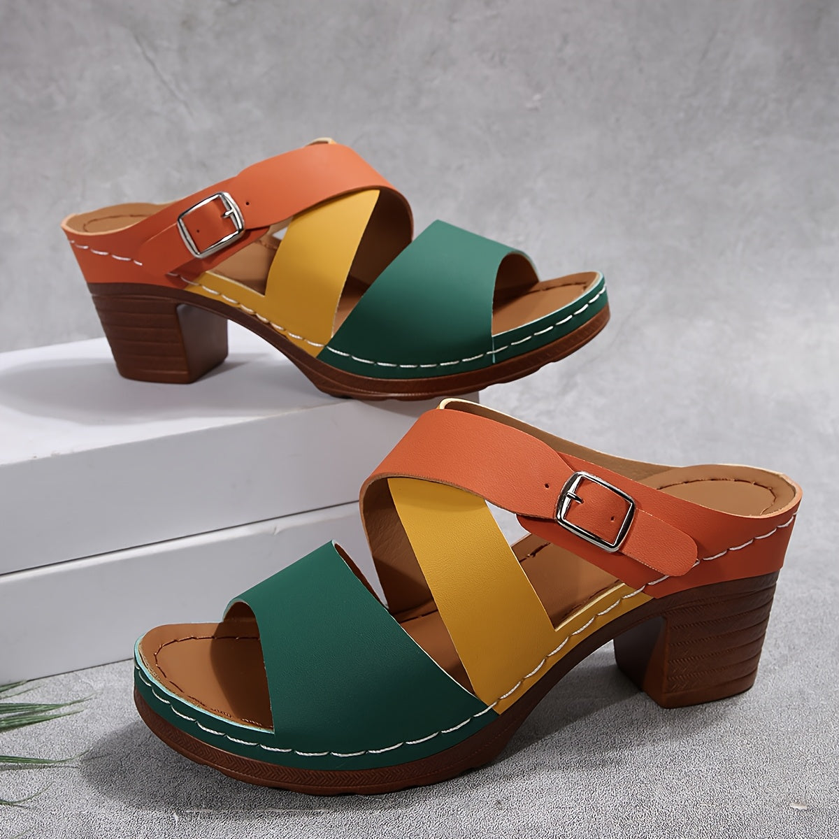 Comfy Non Slip Vibrant Contrasting Sandals