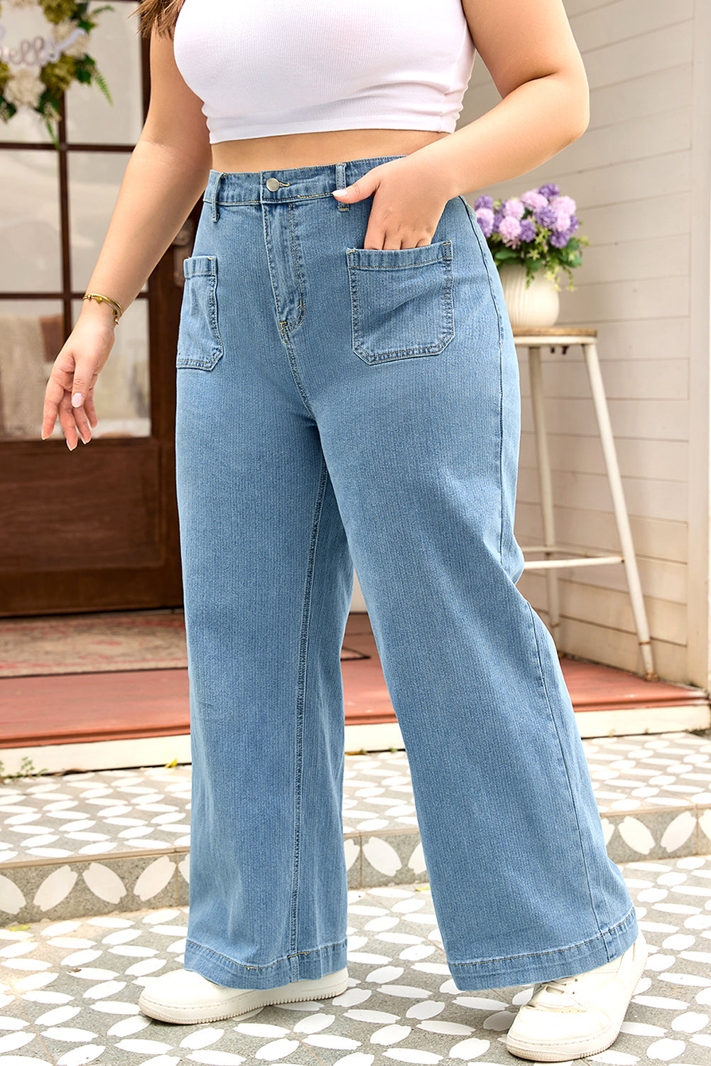 Plus Size Denim Textured Patch Pocket Jeans